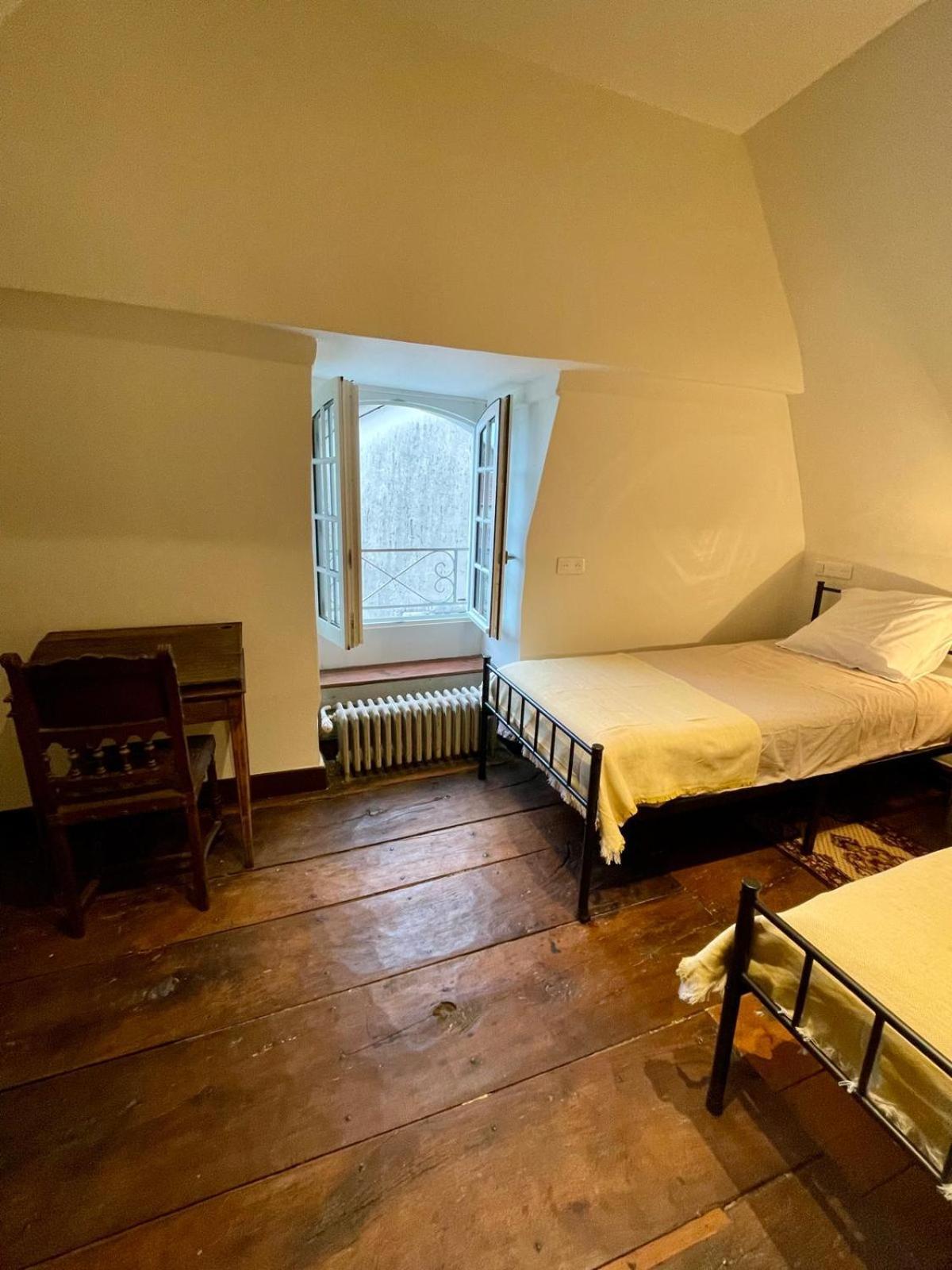 Jardin Des Remparts Bed and Breakfast Orthez Εξωτερικό φωτογραφία