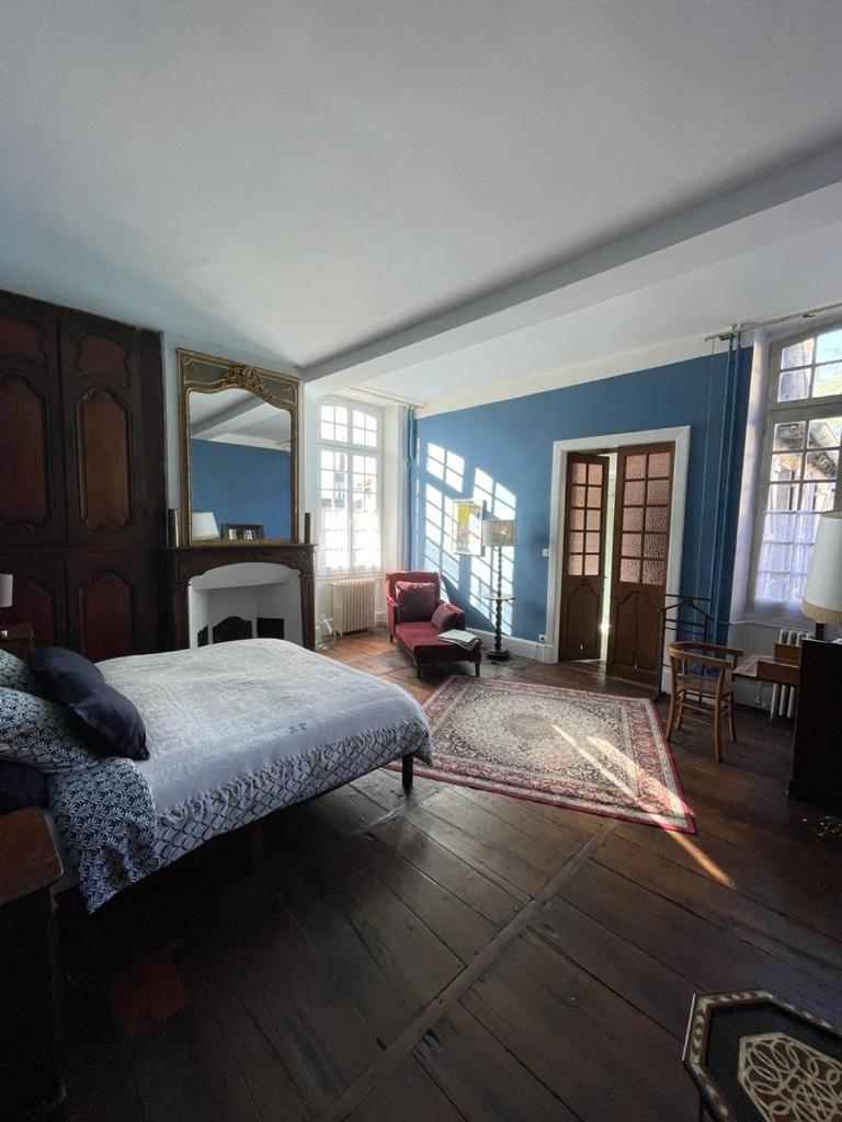 Jardin Des Remparts Bed and Breakfast Orthez Εξωτερικό φωτογραφία